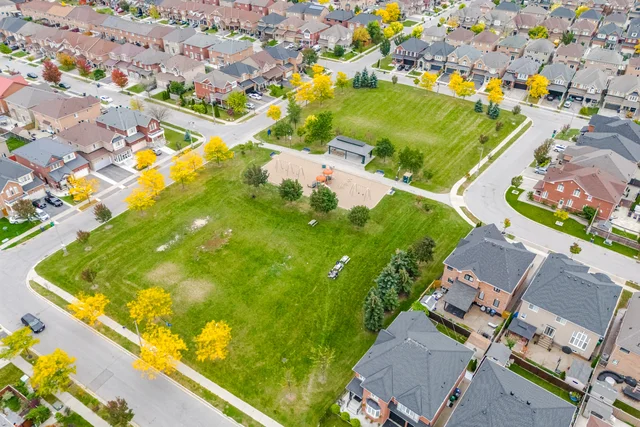 39 Hadfield Circle, Brampton - photo 85