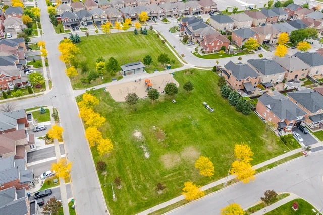 39 Hadfield Circle, Brampton - photo 86