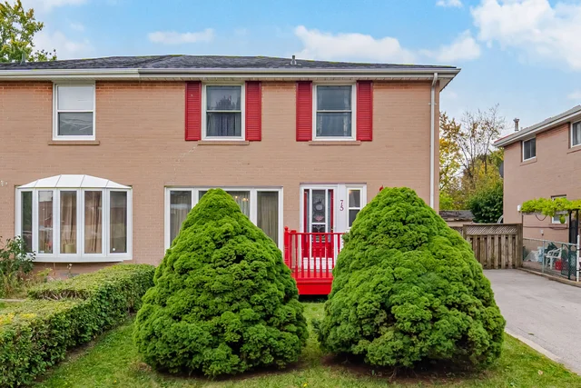 75 Cloverdale Drive, Brampton
