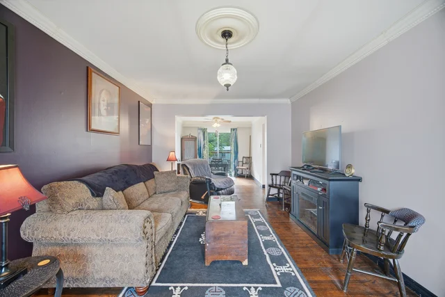 75 Cloverdale Drive, Brampton - photo 6