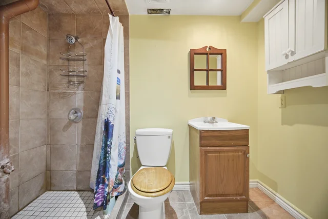75 Cloverdale Drive, Brampton - photo 36