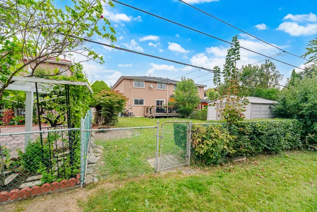 75 Cloverdale Drive, Brampton - photo 45