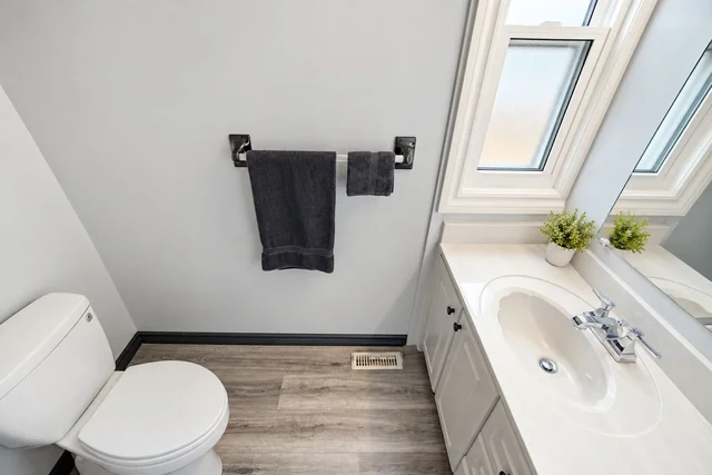 75 Cloverdale Drive, Brampton - photo 12