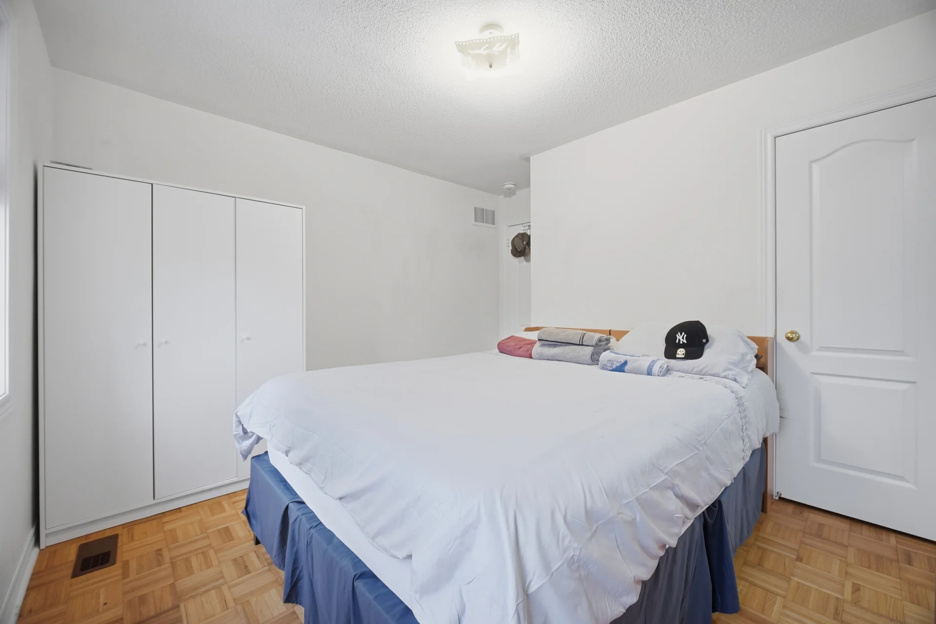 10 Sir Jacobs Crescent, Brampton - photo 35