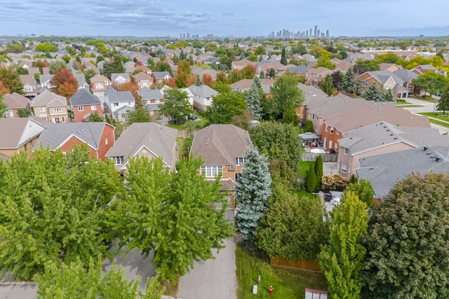 5923 Tweed Court, Mississauga - photo 8