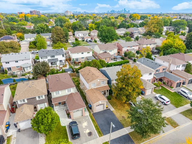 6081 Fullerton Crescent, Mississauga - photo 5