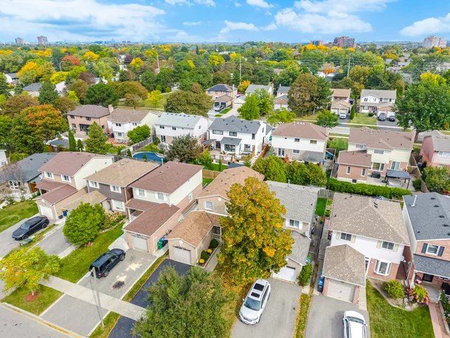 6081 Fullerton Crescent, Mississauga - photo 6