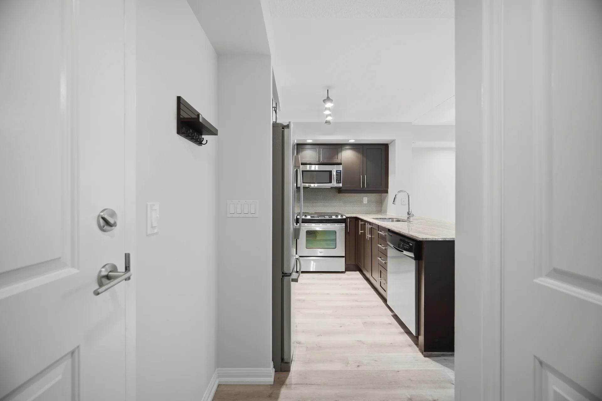 #501-75 East Liberty Street, Toronto - photo 5