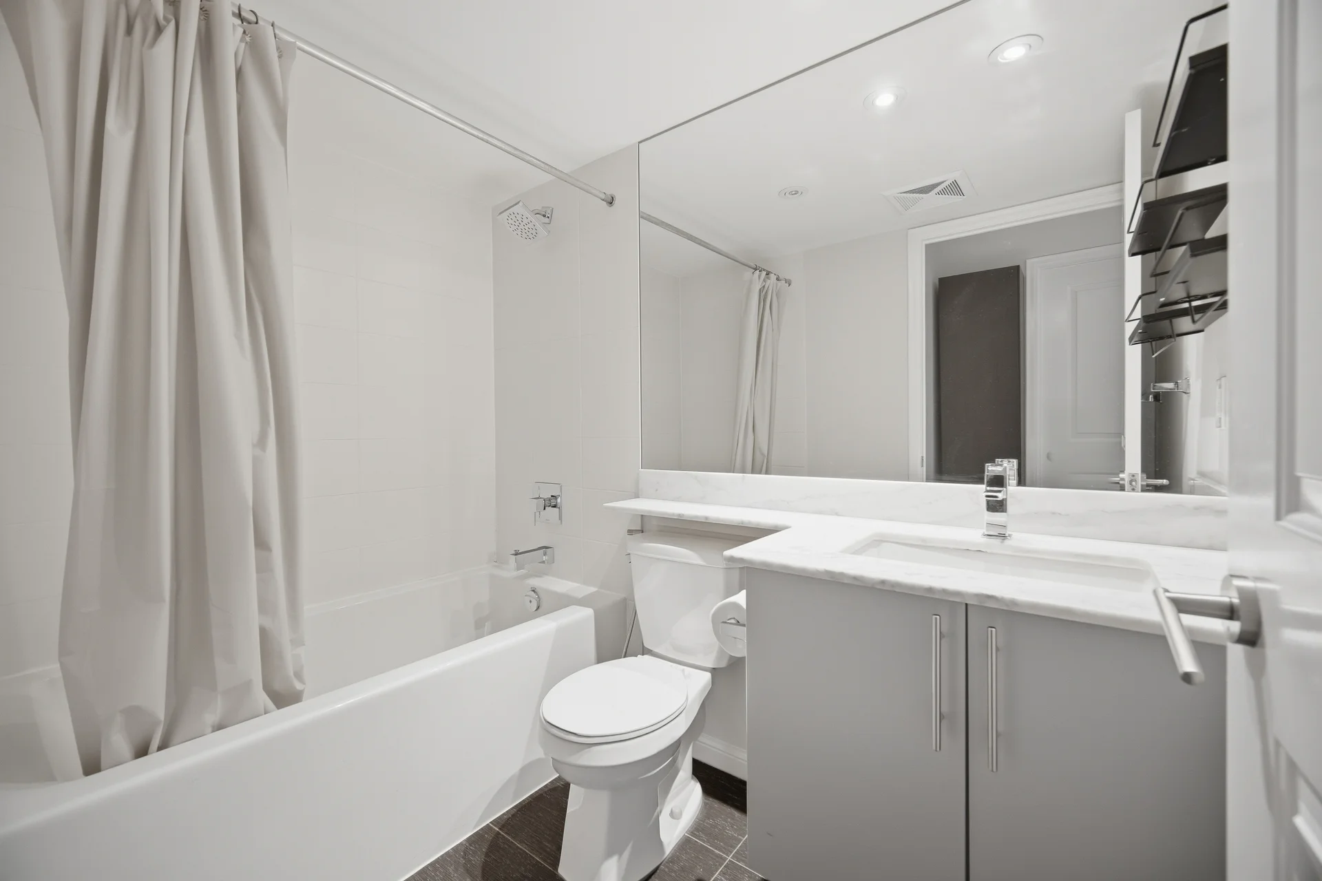 #501-75 East Liberty Street, Toronto - photo 26