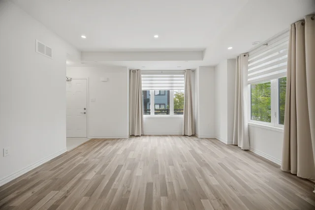 #9-1155 Stroud Lane, Mississauga - photo 9