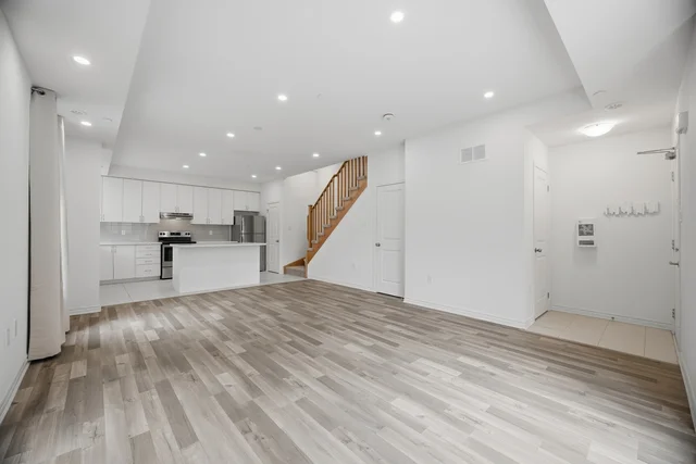 #9-1155 Stroud Lane, Mississauga - photo 11