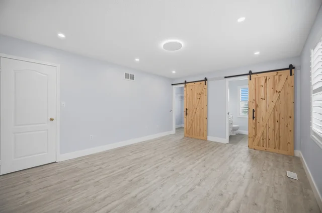355 Brisdale Drive, Brampton - photo 23