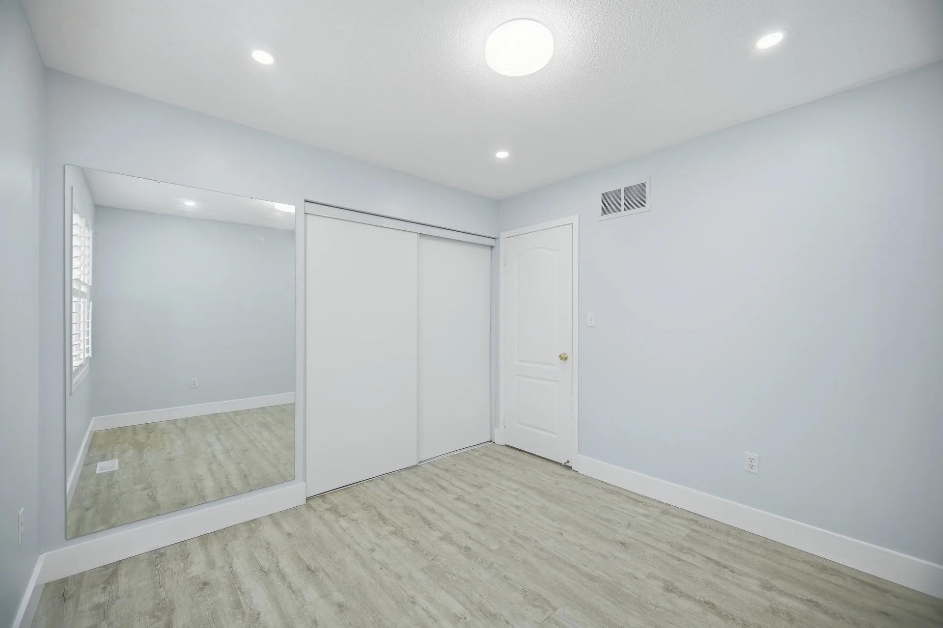 355 Brisdale Drive, Brampton - photo 28