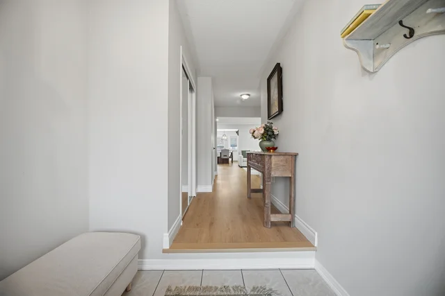 1795 Cobra Crescent, Burlington - photo 8