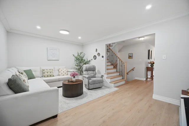 1795 Cobra Crescent, Burlington - photo 9