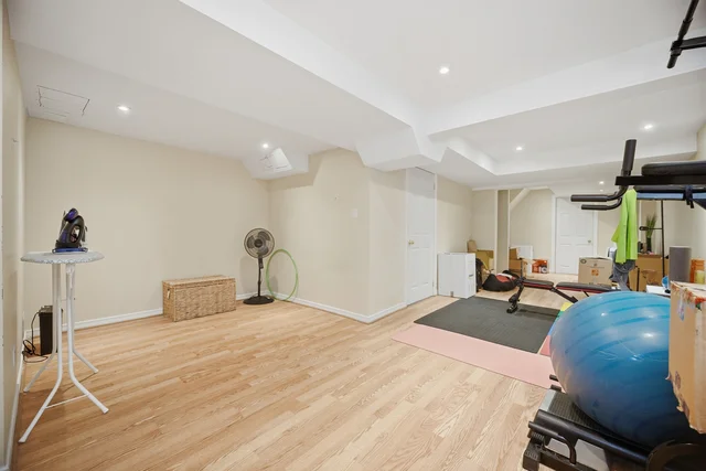 1795 Cobra Crescent, Burlington - photo 38