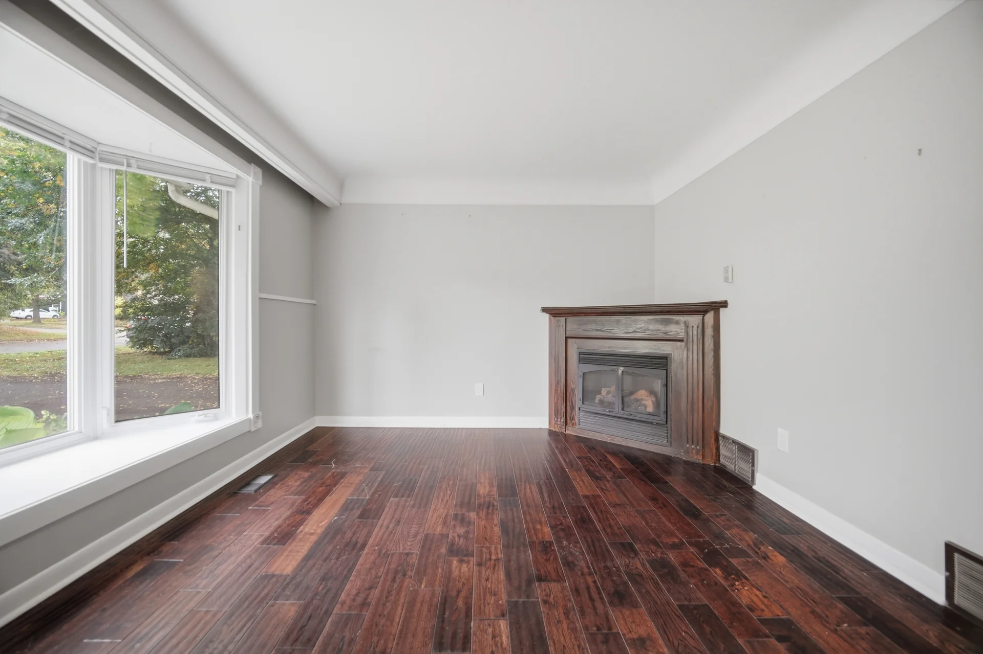 4 Lincoln Crescent, Guelph - photo 13