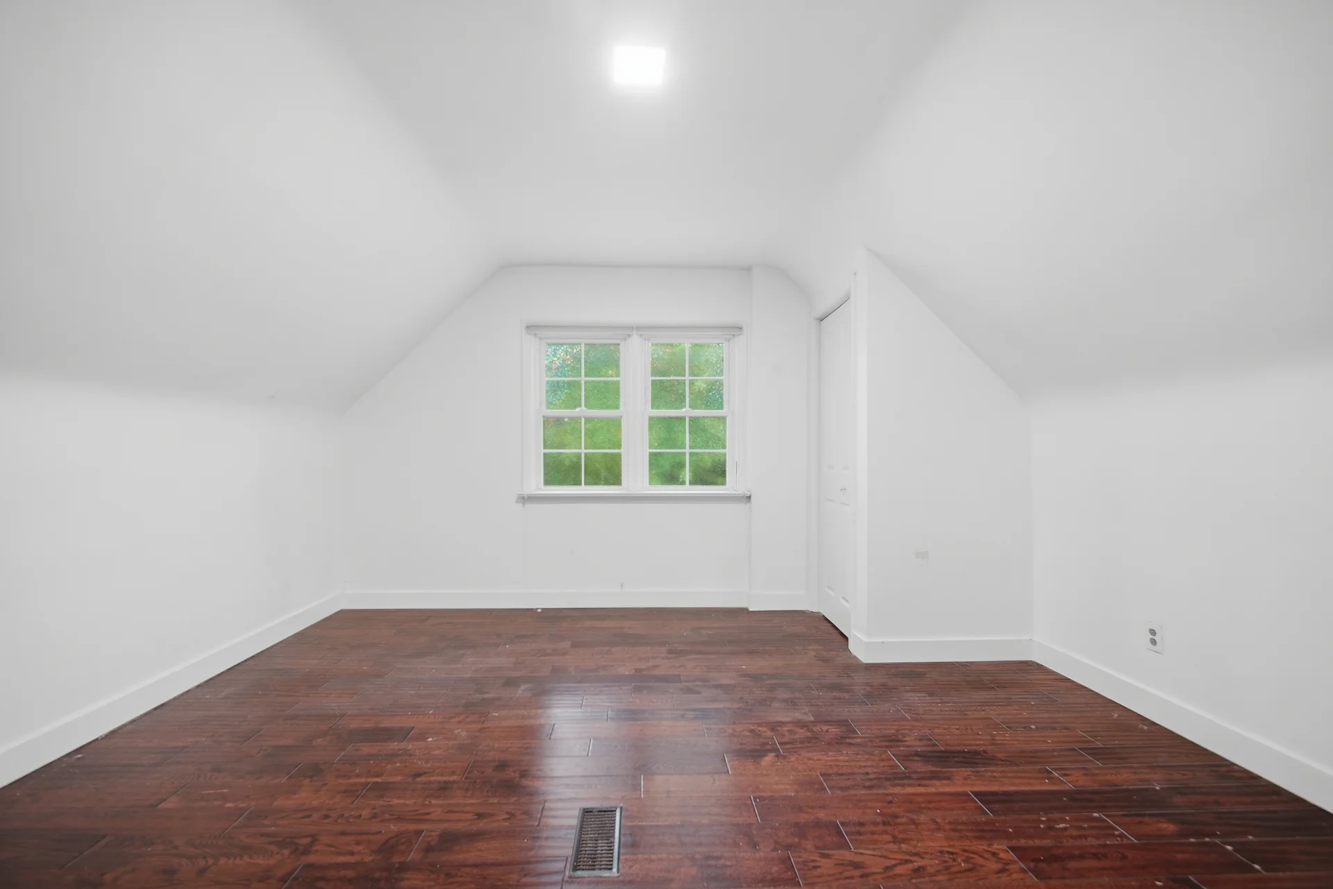 4 Lincoln Crescent, Guelph - photo 37