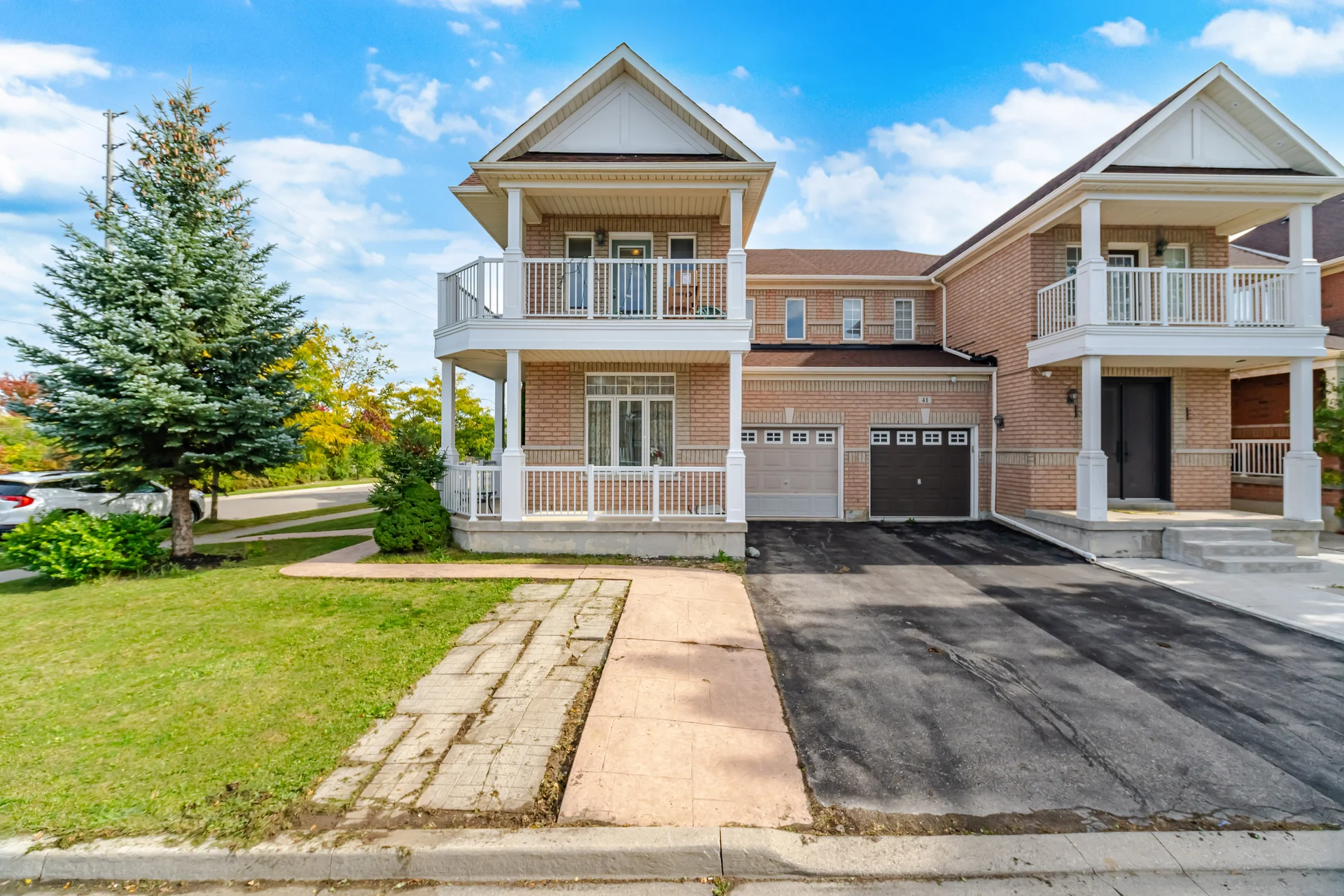 65 Connolly Crescent, Brampton - photo 2