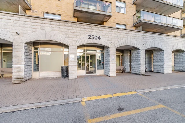 #304-2504 Rutherford Road, Vaughan - photo 4