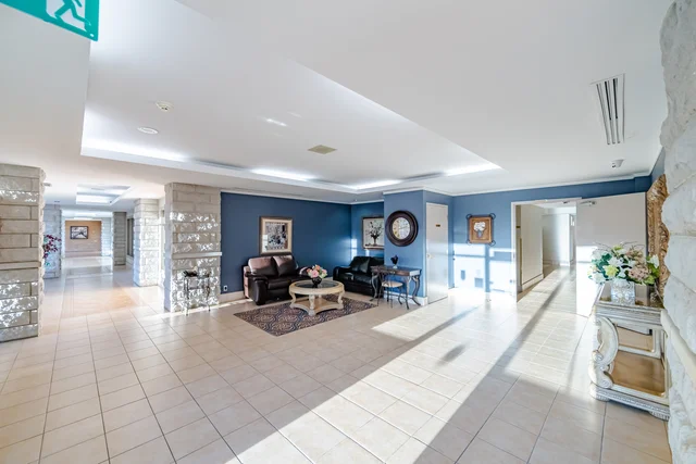 #304-2504 Rutherford Road, Vaughan - photo 5