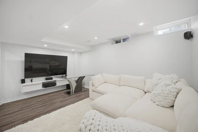 169 Venice Gate Drive, Woodbridge - photo 39
