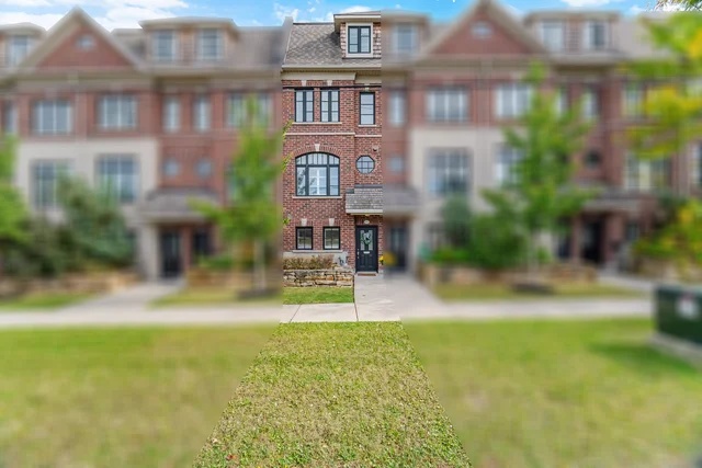 1860 Burnhamthorpe Road East, Mississauga - photo 11