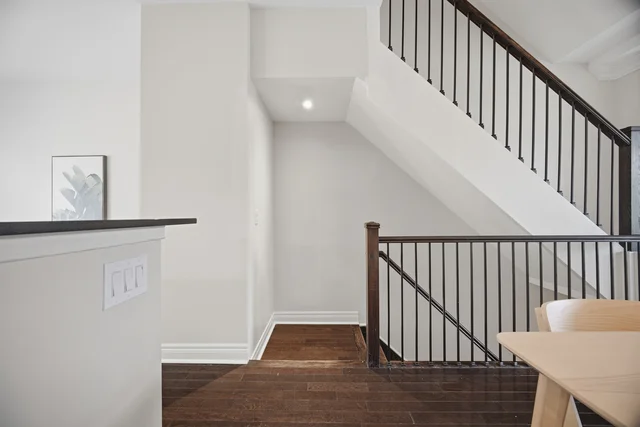 1860 Burnhamthorpe Road East, Mississauga - photo 18