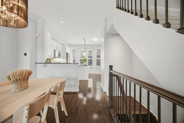 1860 Burnhamthorpe Road East, Mississauga - photo 19
