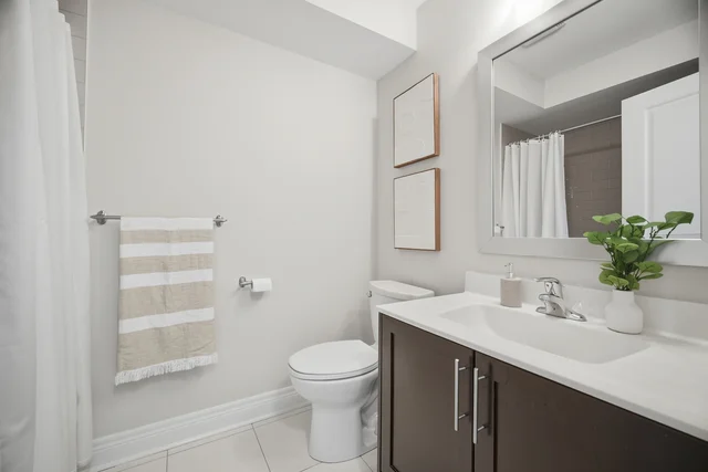 1860 Burnhamthorpe Road East, Mississauga - photo 46