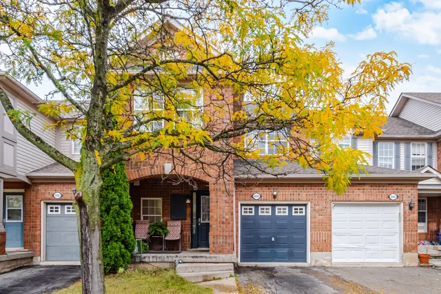 838 McKay Crescent, Milton - photo 1