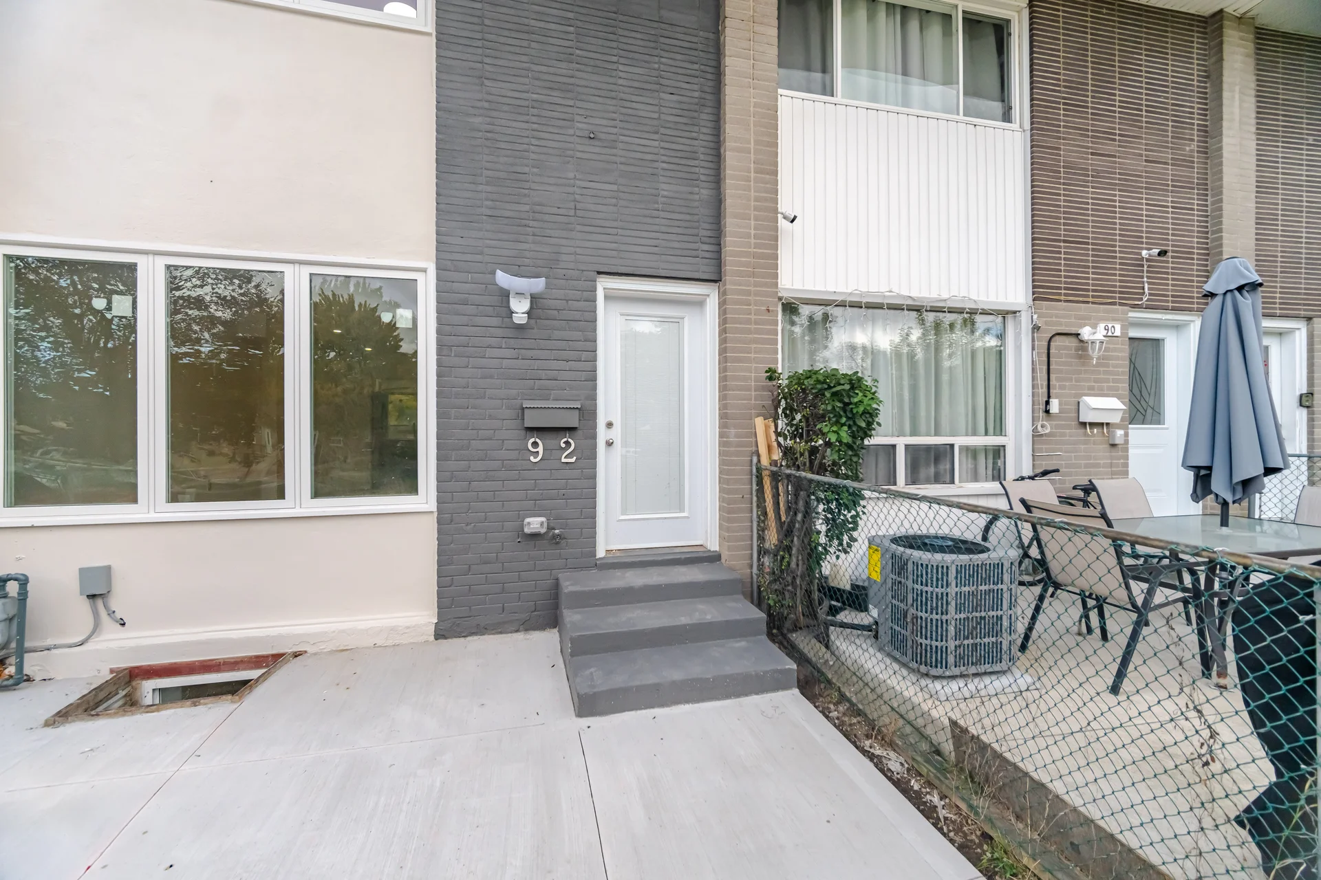 92 Corby Crescent, Brampton - photo 6