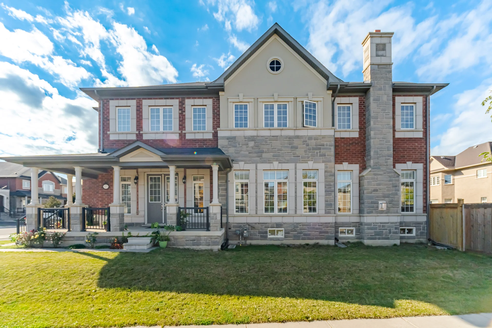15271 Danby Road, Norval - photo 3