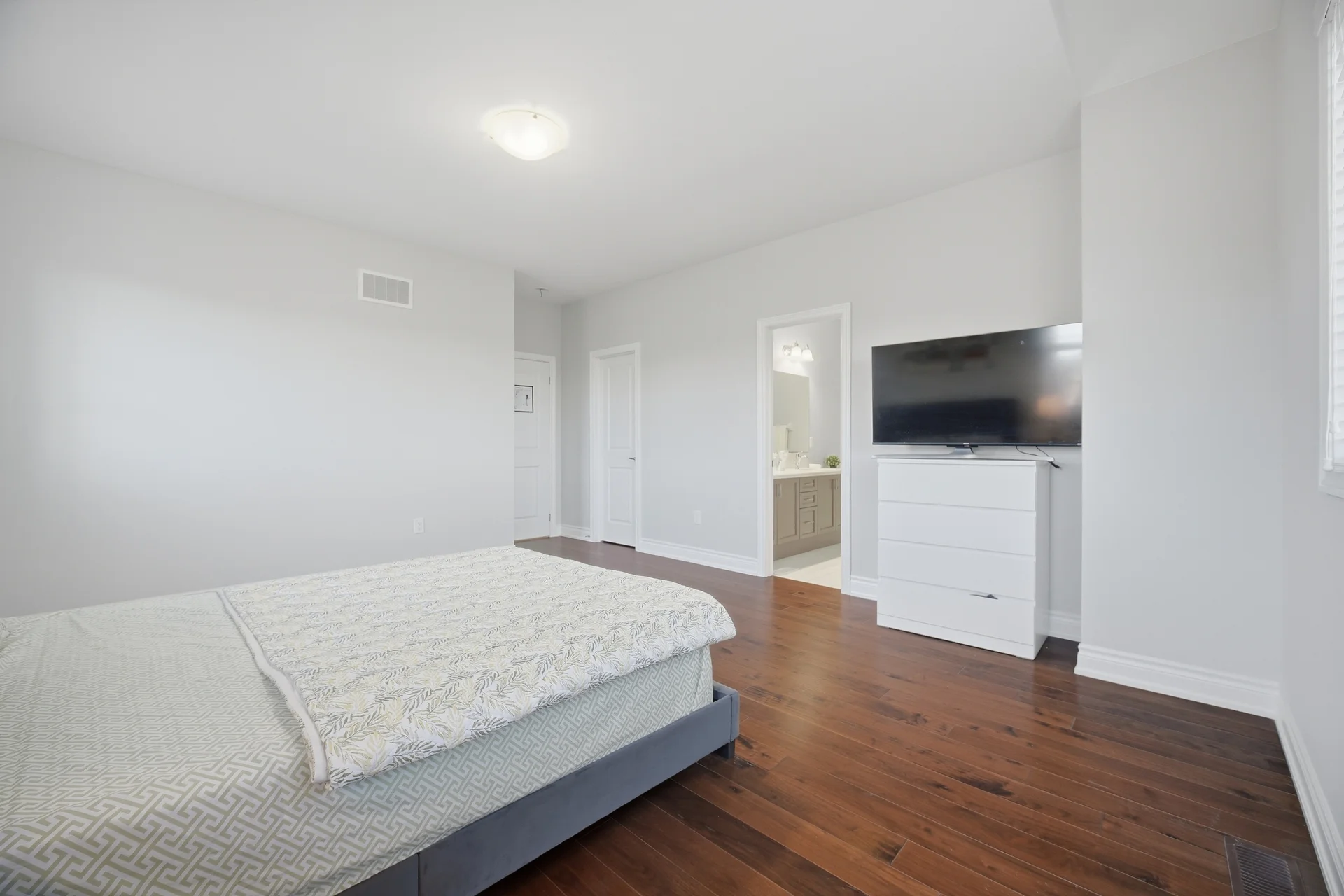 15271 Danby Road, Norval - photo 33