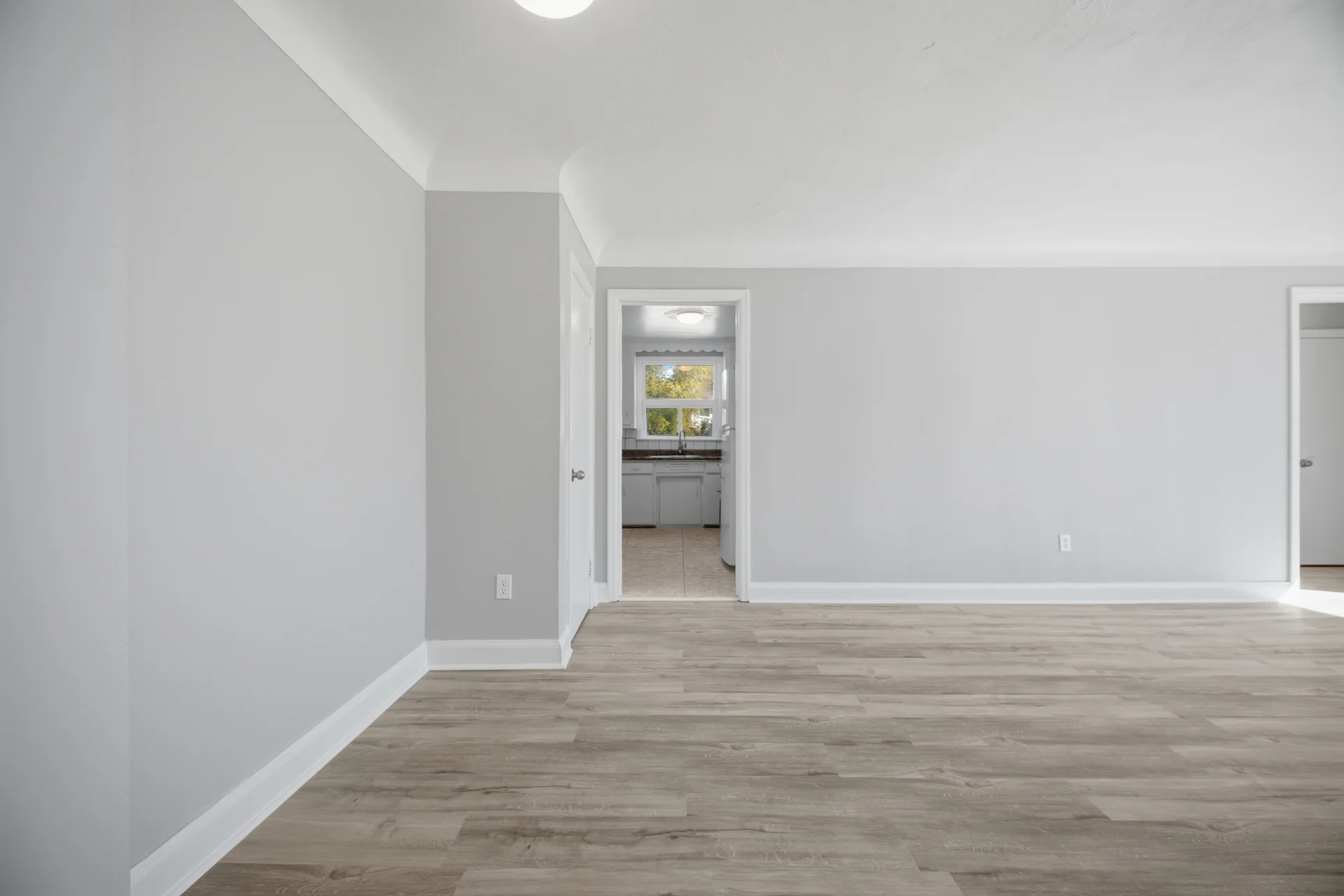 #1-1047 Churchill Avenue, Oakville - photo 7