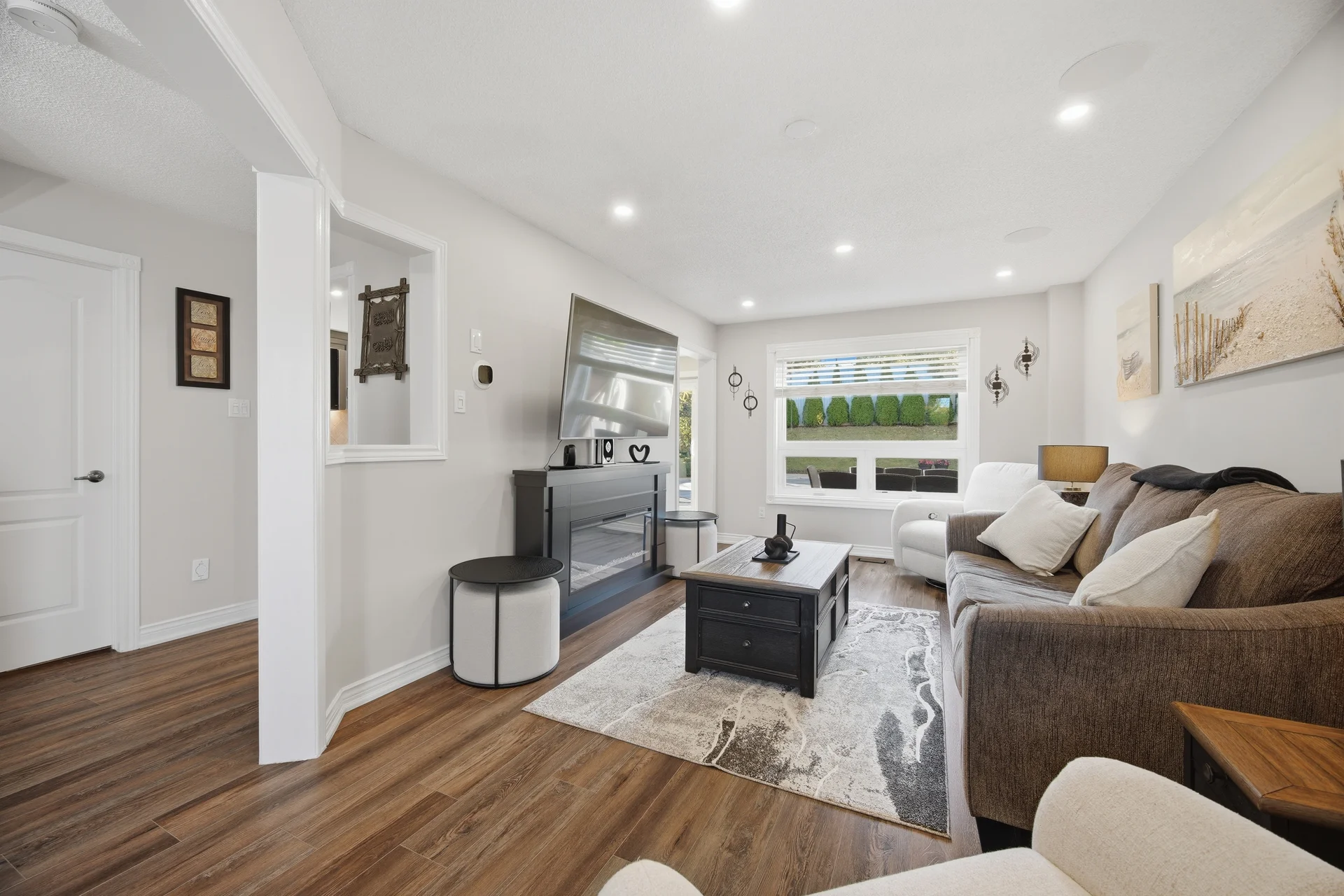 8 Waterbury Street, Bolton - photo 13