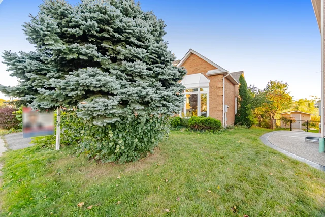 4 Leeward Drive, Brampton - photo 14