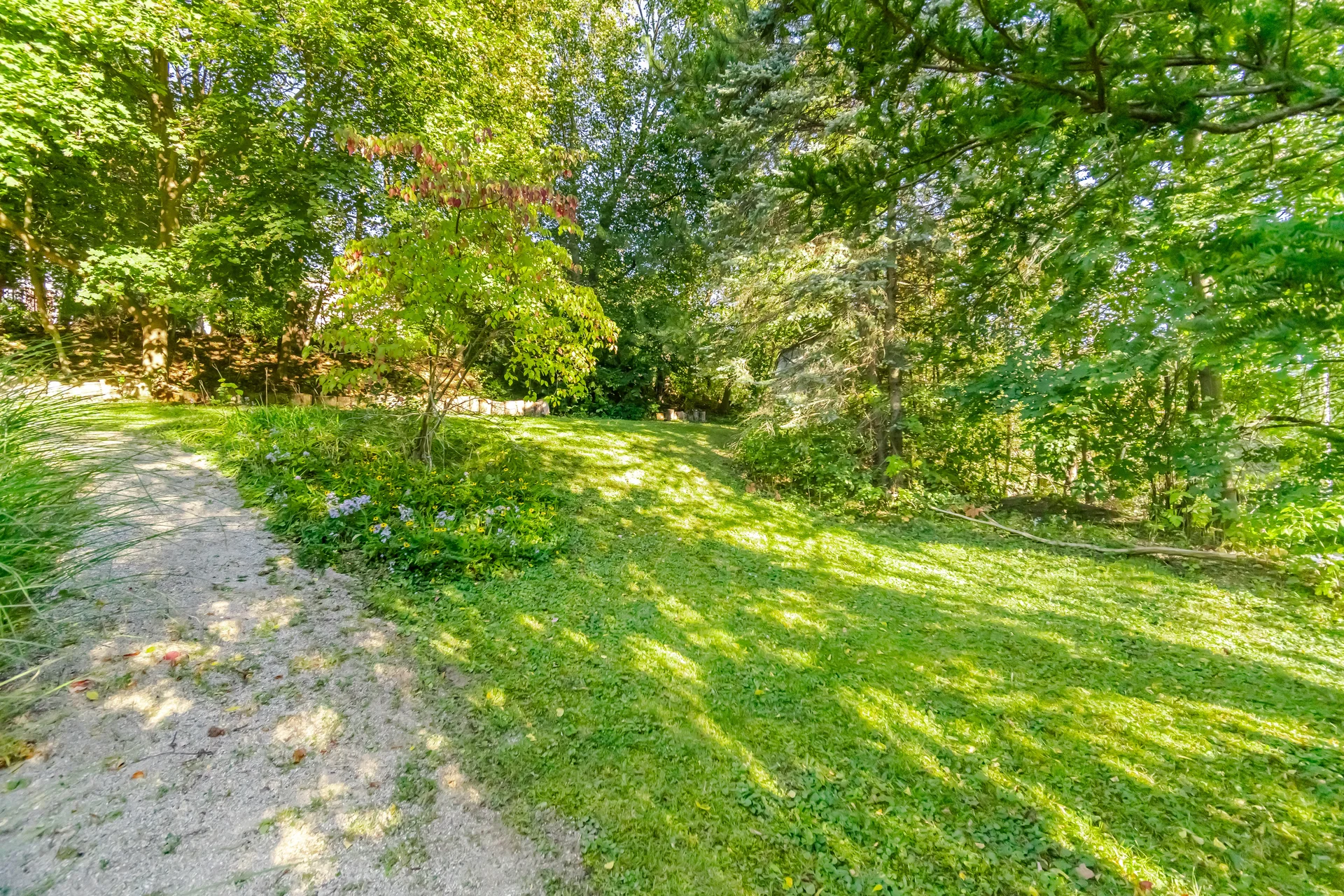 25 Main Street, Kleinburg - photo 83