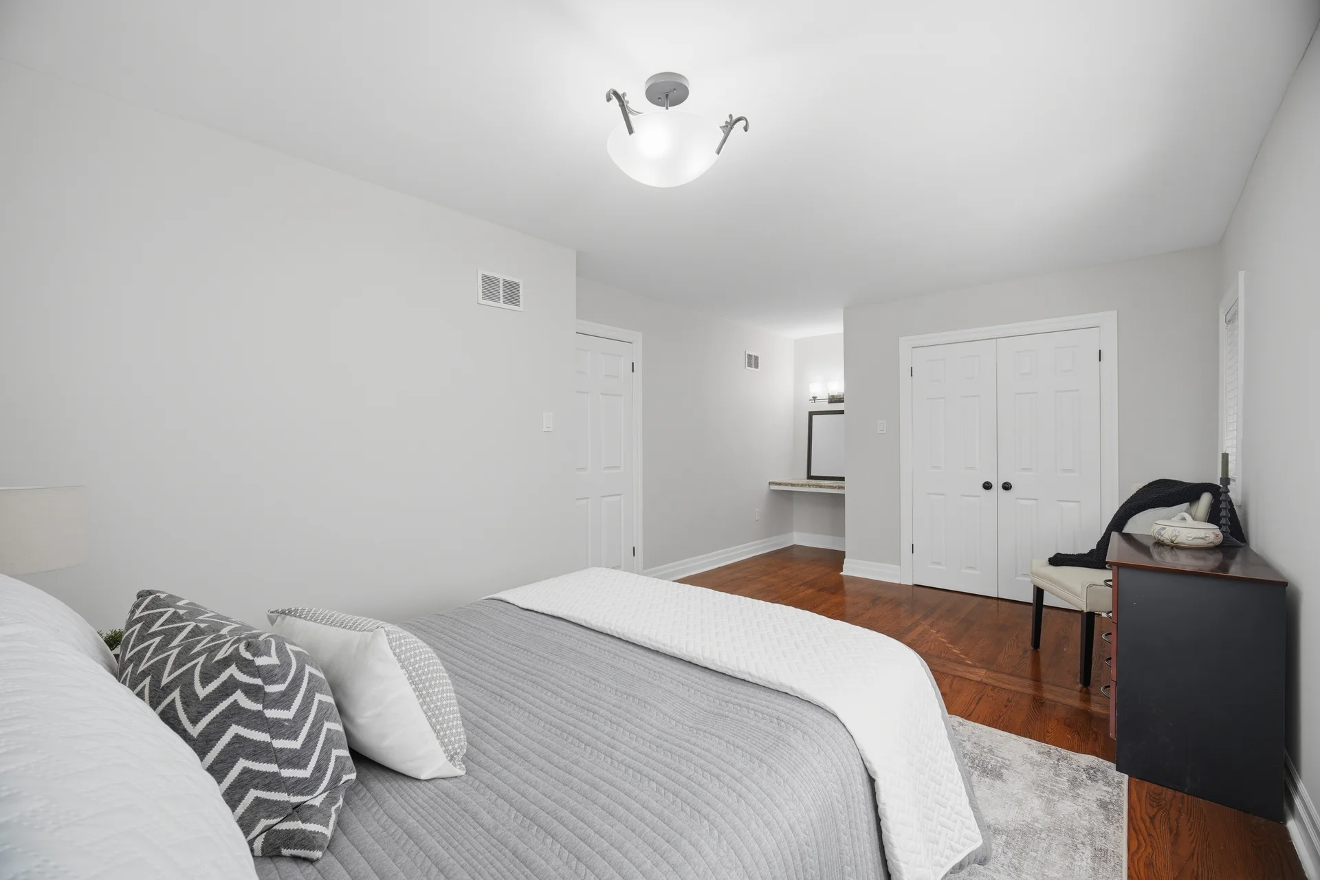 18 Delsey Street, Hamilton - photo 40