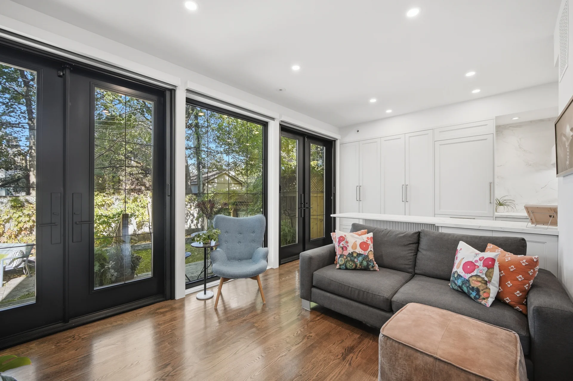 22 Pretoria Avenue, Toronto - photo 20