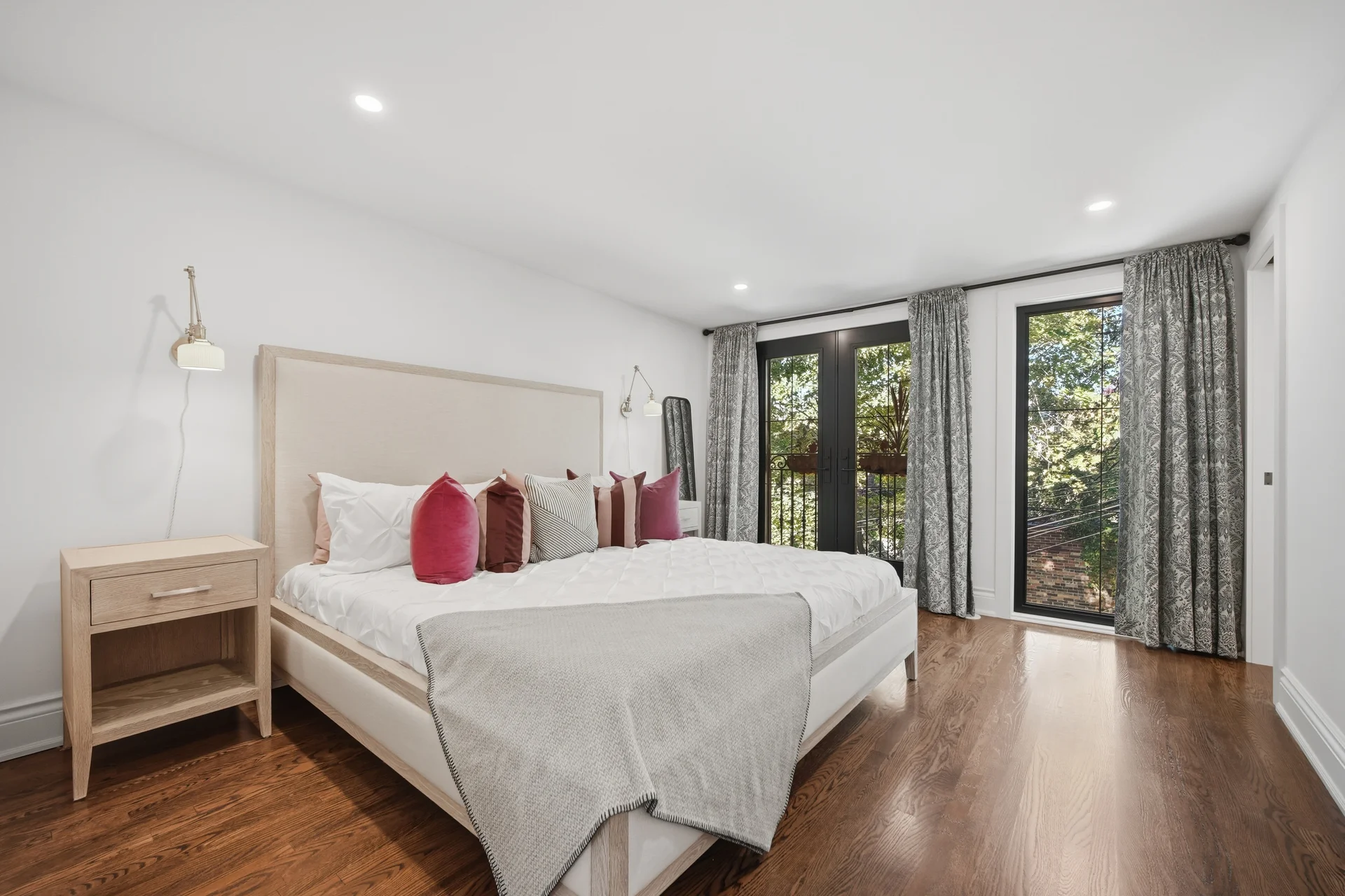 22 Pretoria Avenue, Toronto - photo 31