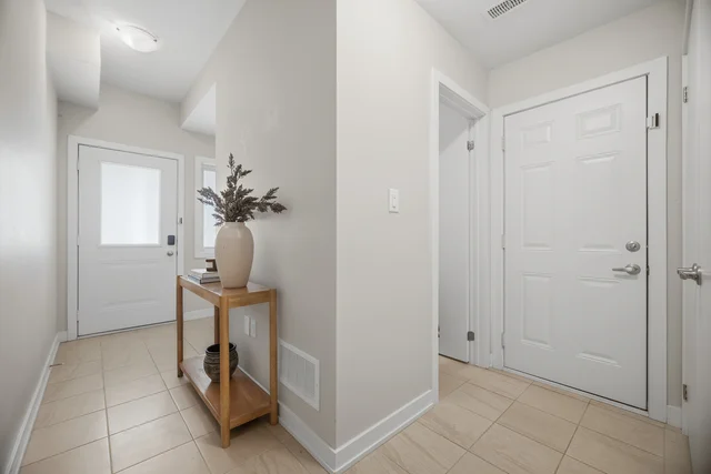 #69-590 North Service Road, Stoney Creek - Hamilton - photo 10