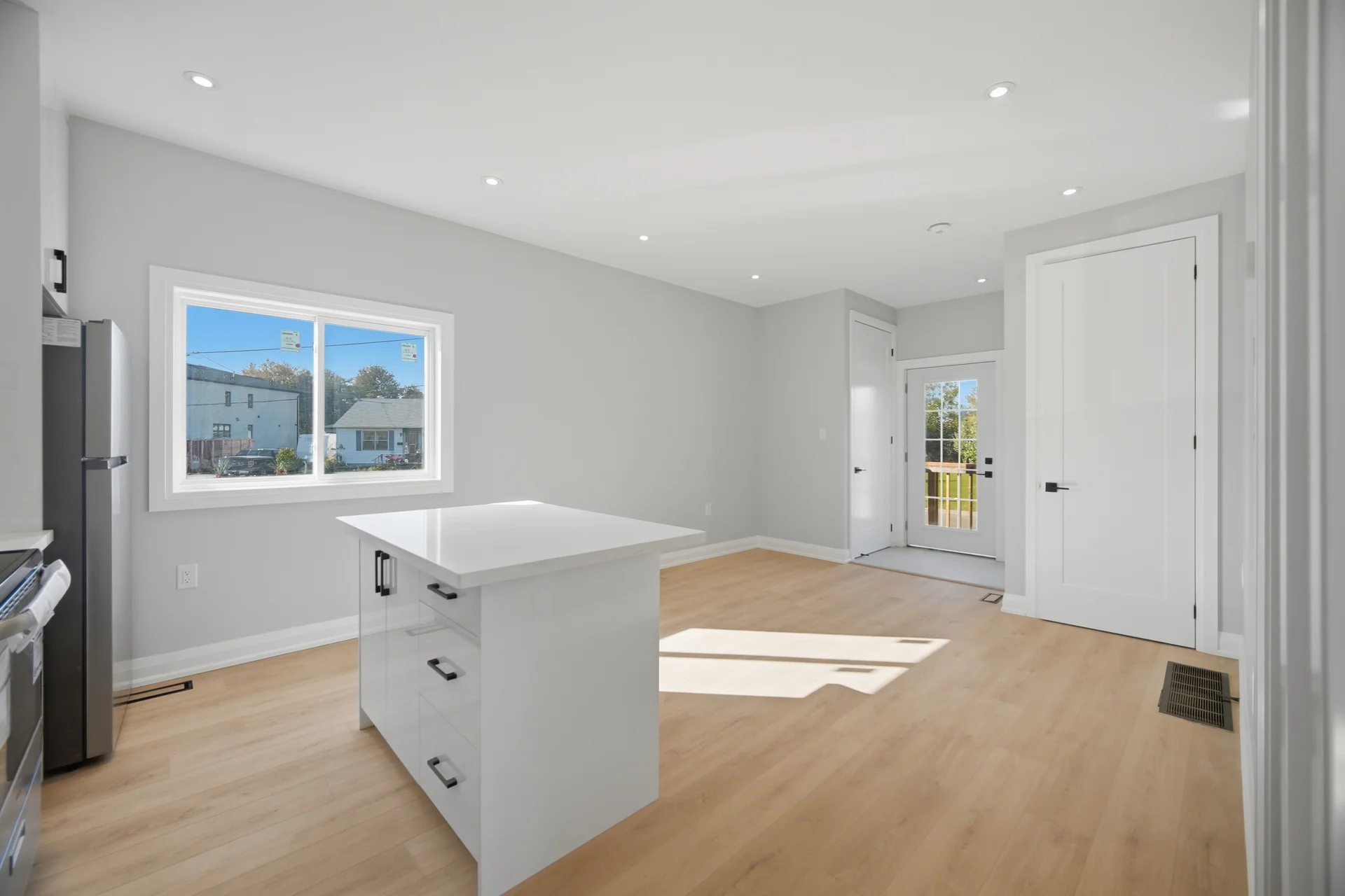 16 Old Princess Street, Mississauga - photo 12