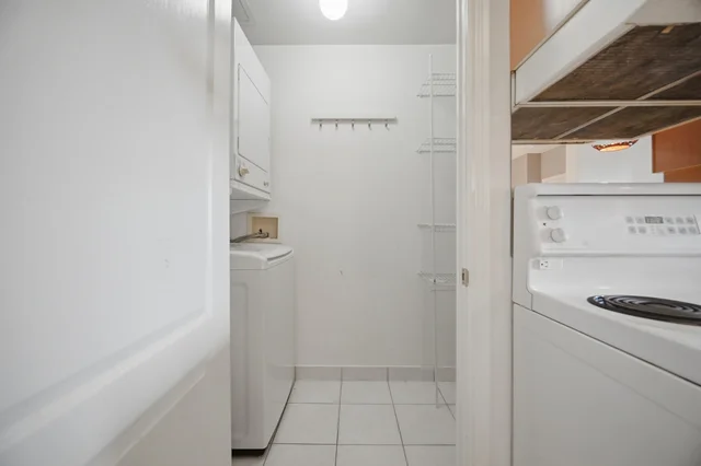 #901-2 Aberfoyle Crescent, Etobicoke - photo 25
