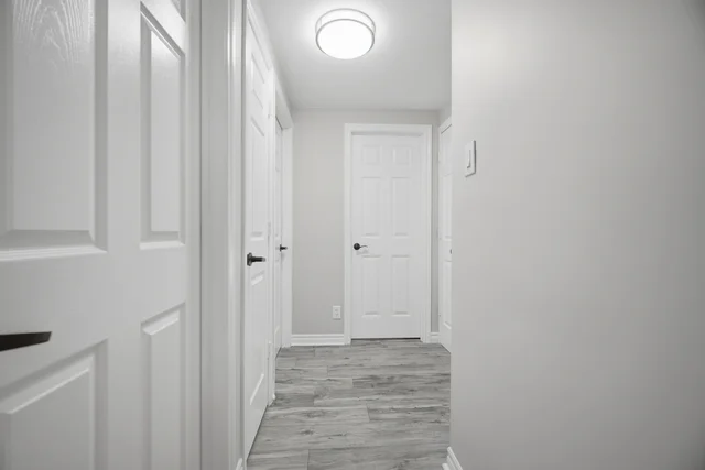 2134 Meadowbrook Road, Burlington - photo 28