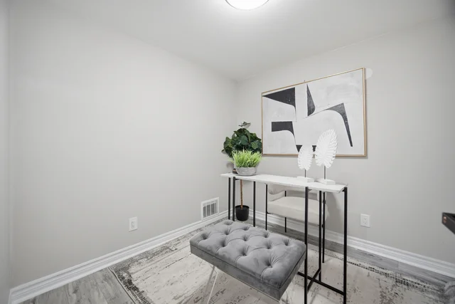 2134 Meadowbrook Road, Burlington - photo 45