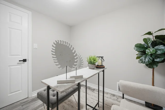 2134 Meadowbrook Road, Burlington - photo 46