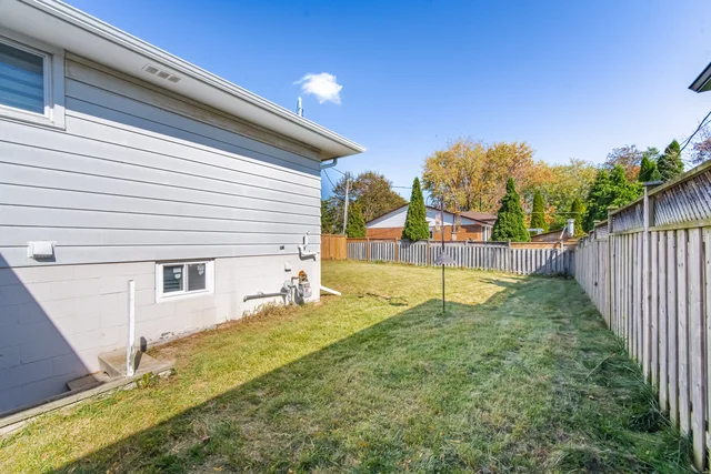 2134 Meadowbrook Road, Burlington - photo 55