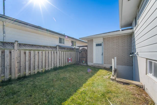 2134 Meadowbrook Road, Burlington - photo 56