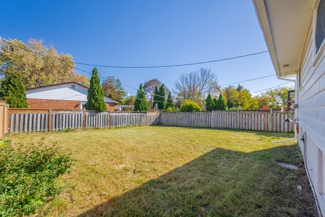 2134 Meadowbrook Road, Burlington - photo 59